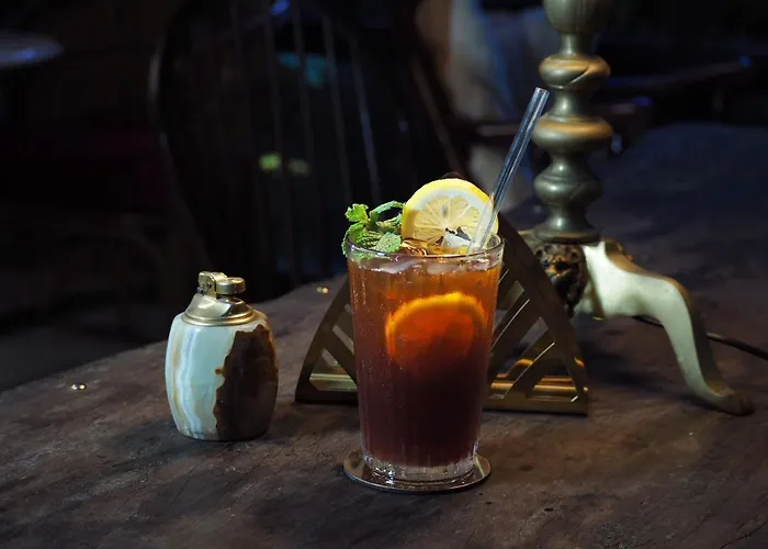 Banya Huaikhwang بيت شباب *