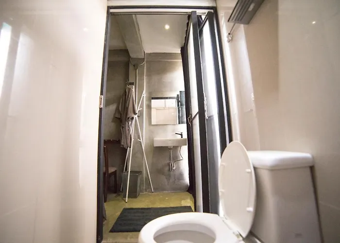 Banya Huaikhwang بيت شباب